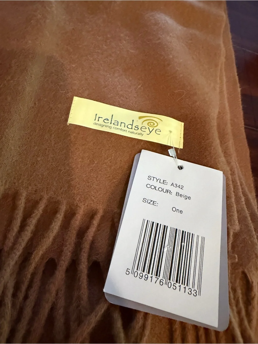 IrelandsEye wool Scarf New with tags